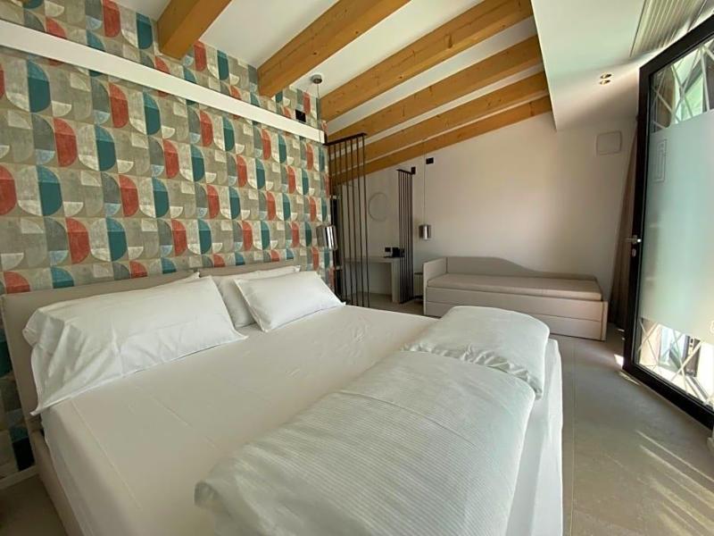 Relais Limonaia - Suites & Garden Spa image