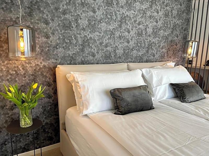 Relais Limonaia - Suites & Garden Spa image