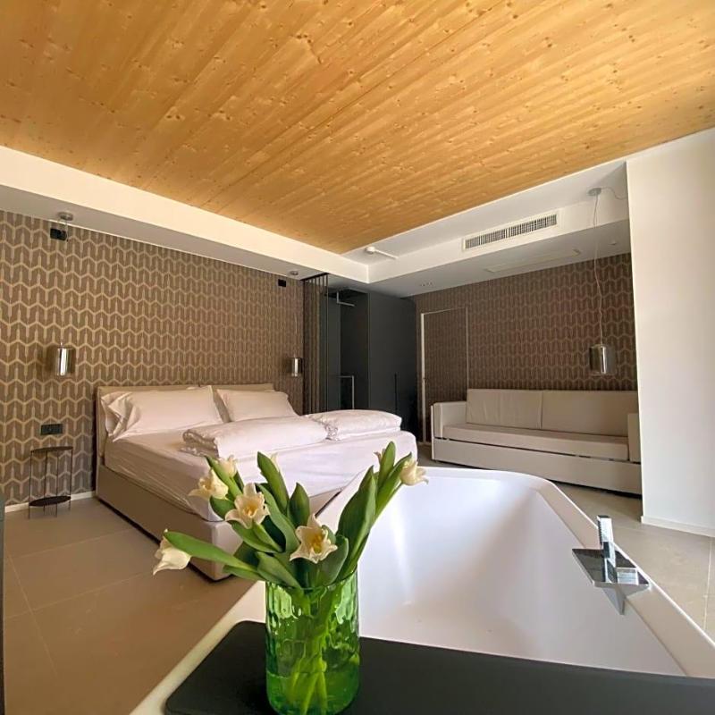Relais Limonaia - Suites & Garden Spa image