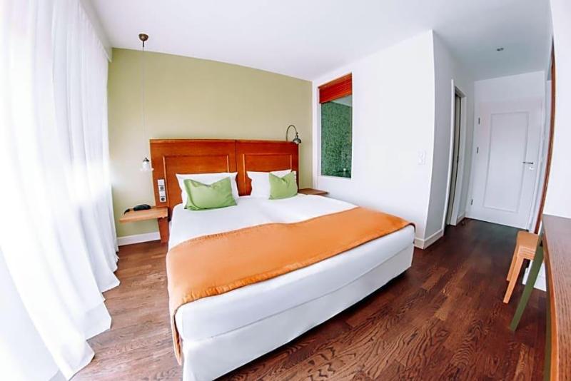 Hotel Zum Ochsen image