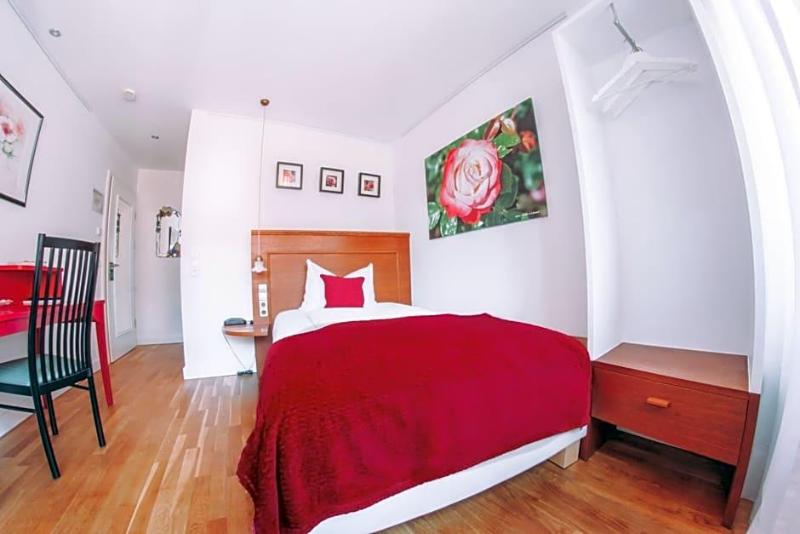Hotel Zum Ochsen image
