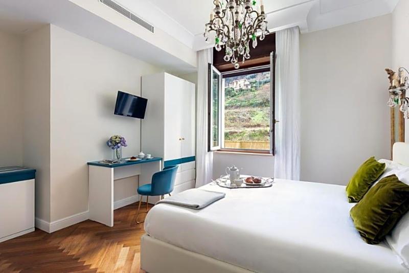 Experience Boutique Hotel Villa Cimmino image