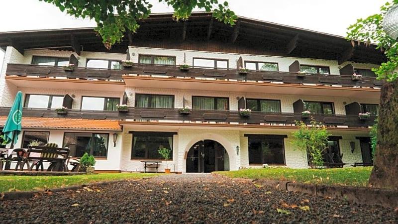 Hotel Bv Chner Garni image
