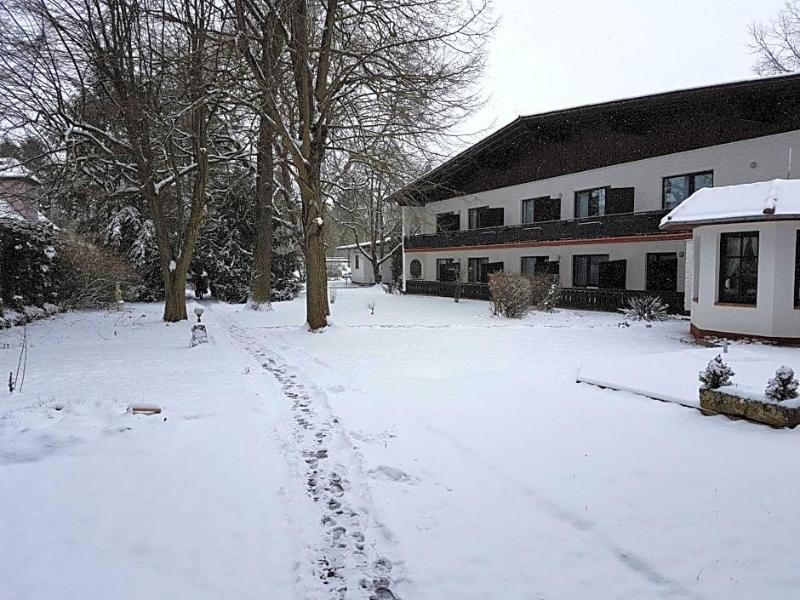 Hotel Bv Chner Garni image