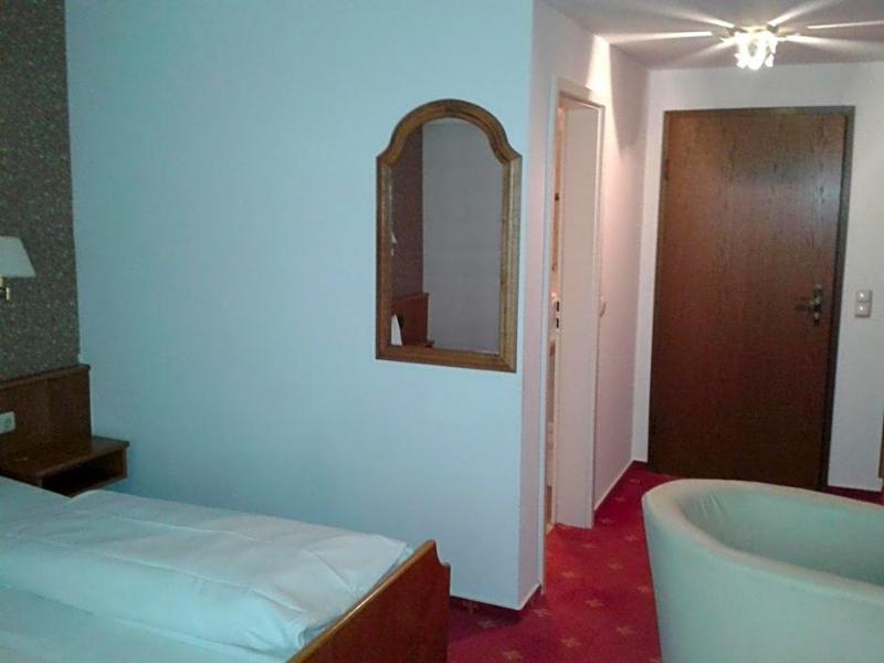 Hotel Bv Chner Garni image