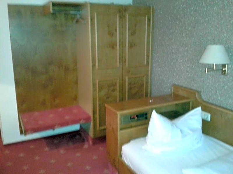 Hotel Bv Chner Garni image