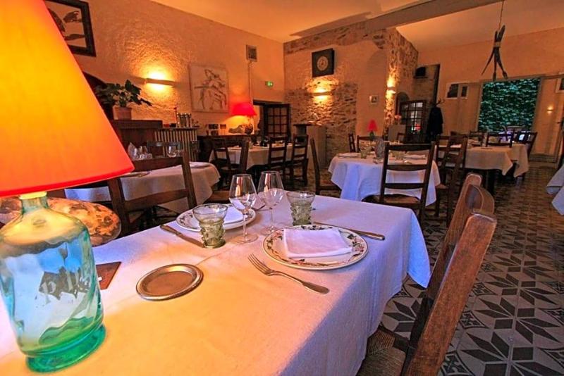 H Otel Restaurant D Alibert image