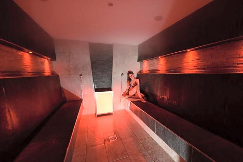 Hotel Ambassador image