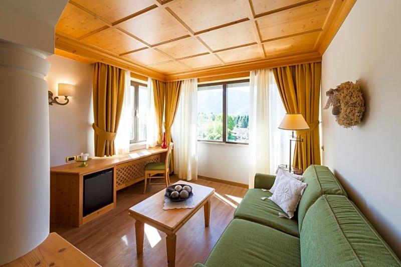 Hotel Ambassador image