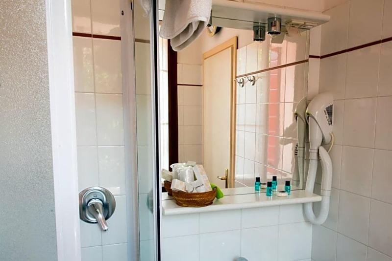 Locanda Solagna image