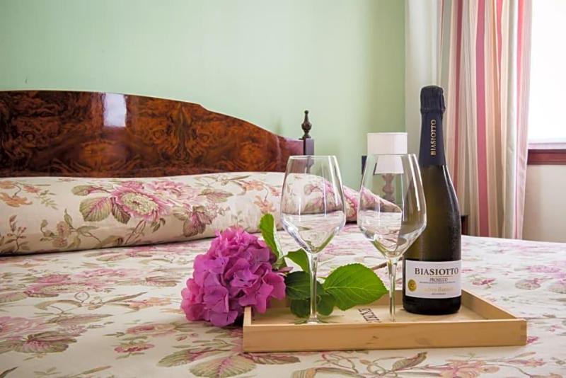 Locanda Solagna image