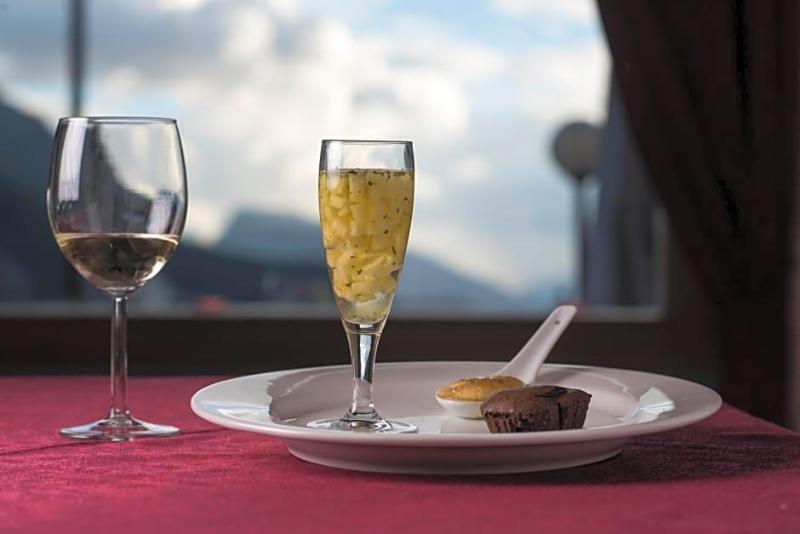 Hotel Lory Molveno Dolomiti image