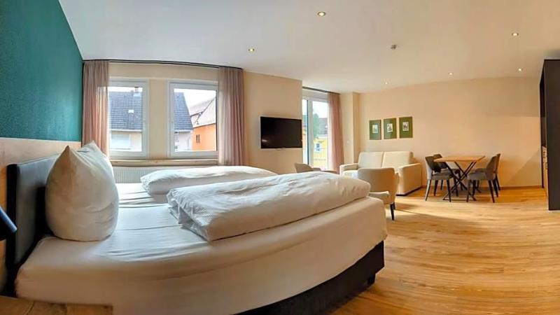 Hotel Brauerei Gasthof Hv Hn image