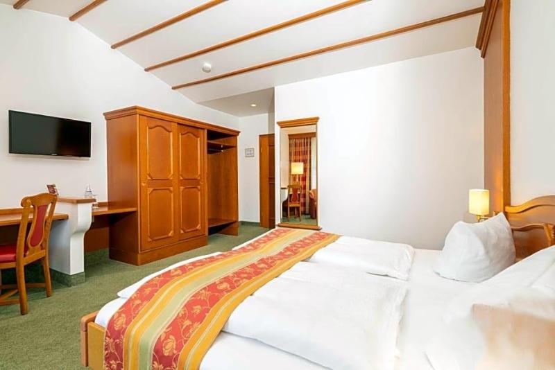 Hotel Brauerei Gasthof Hv Hn image