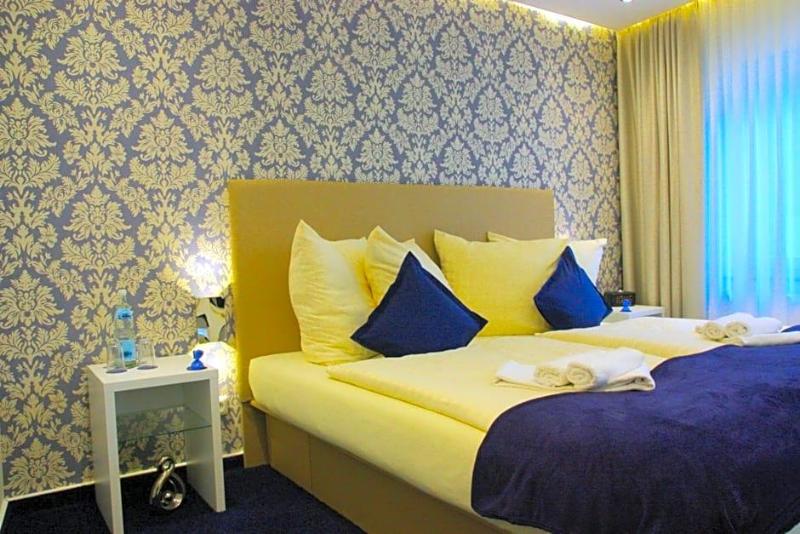 Hotel Am Schloss image