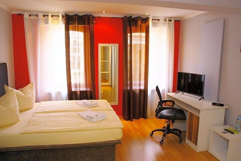 Hotel Am Schloss image
