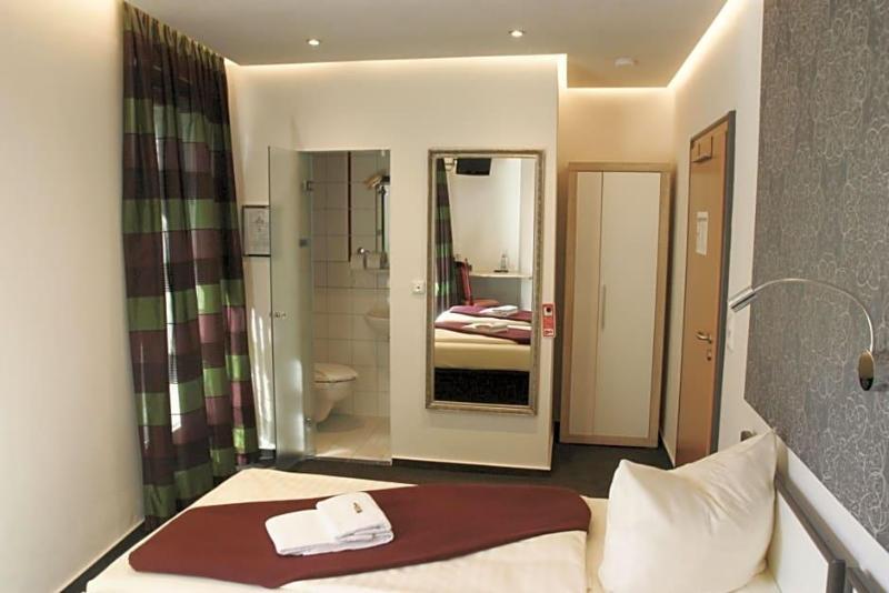 Hotel Am Schloss image