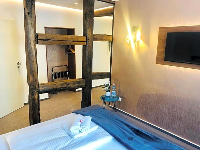 Hotel Am Schloss image