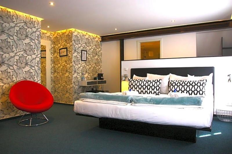 Hotel Am Schloss image
