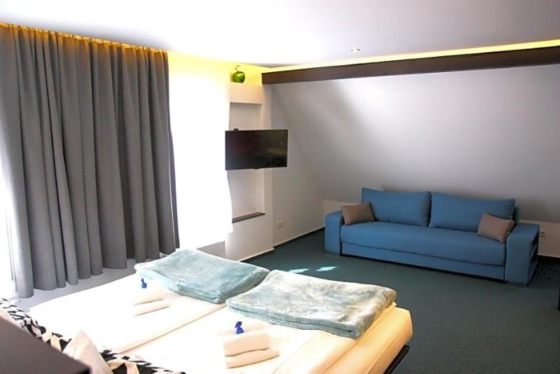 Hotel Am Schloss image