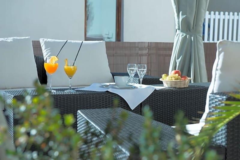 Hotel Restaurant Krone image