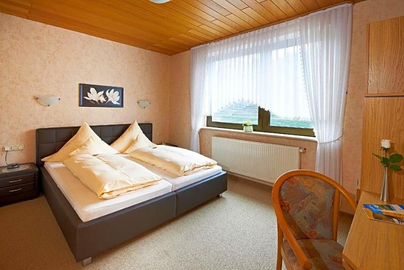 Hotel Restaurant Krone image