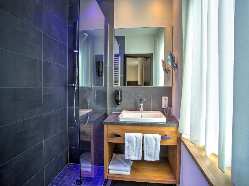 Hotel Am Hafen image