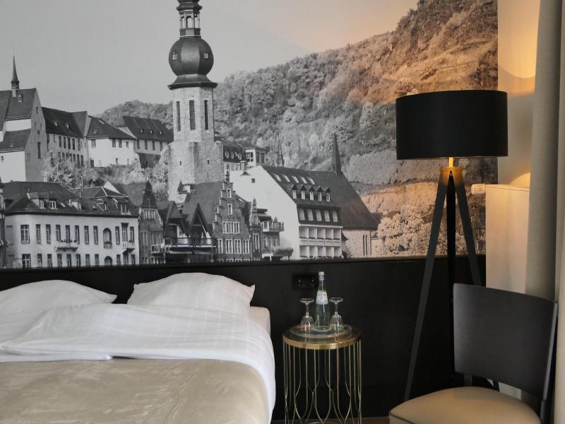Hotel Am Hafen image