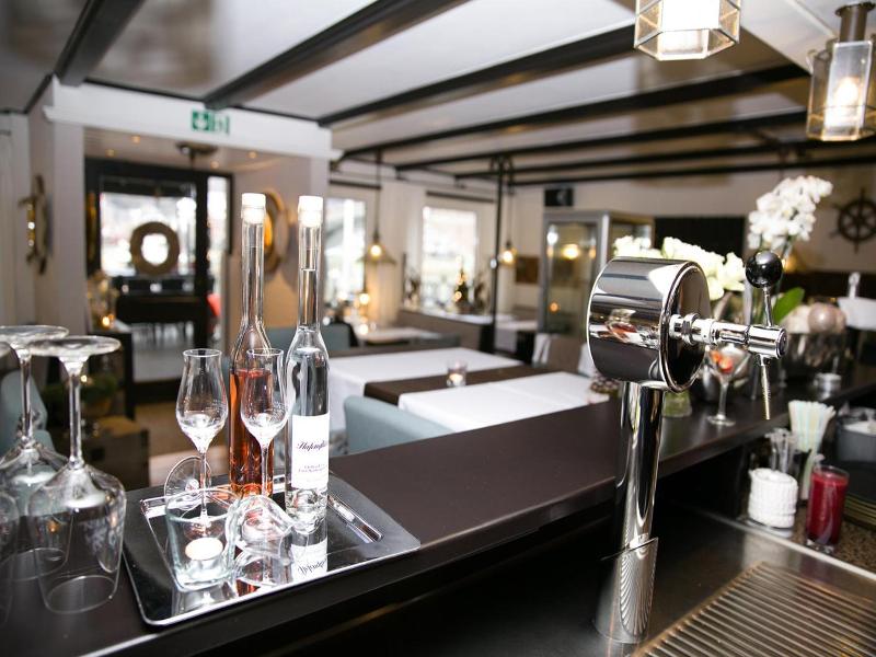 Hotel Am Hafen image
