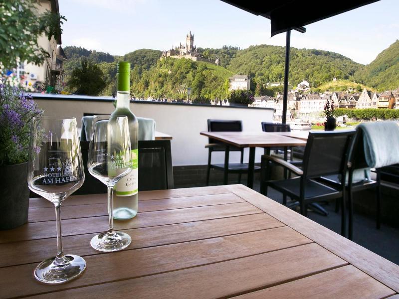 Hotel Am Hafen image