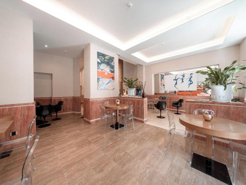 Hotel Via Veneto image