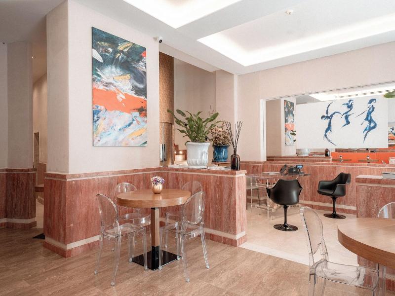 Hotel Via Veneto image