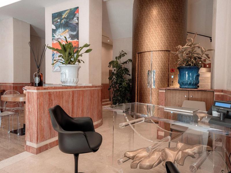 Hotel Via Veneto image