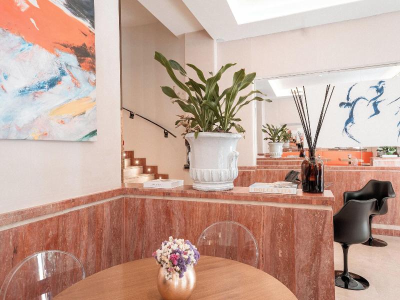 Hotel Via Veneto image