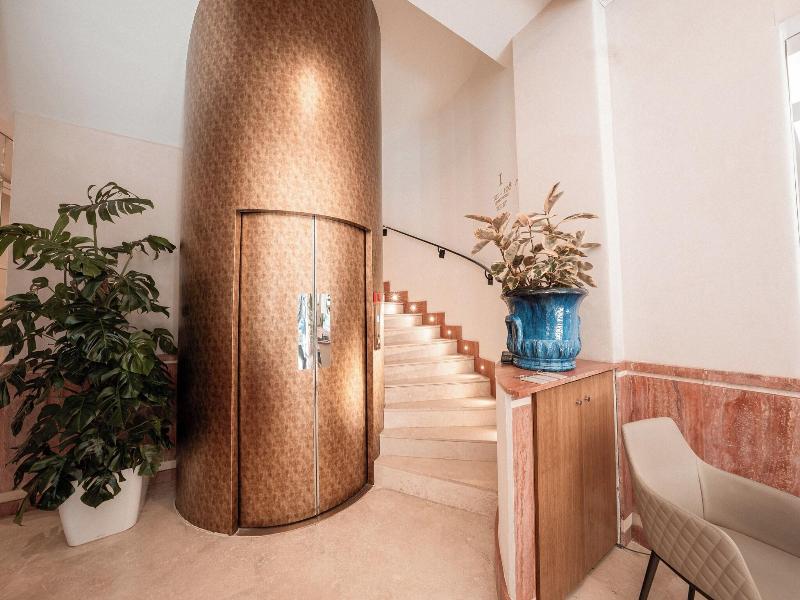 Hotel Via Veneto image