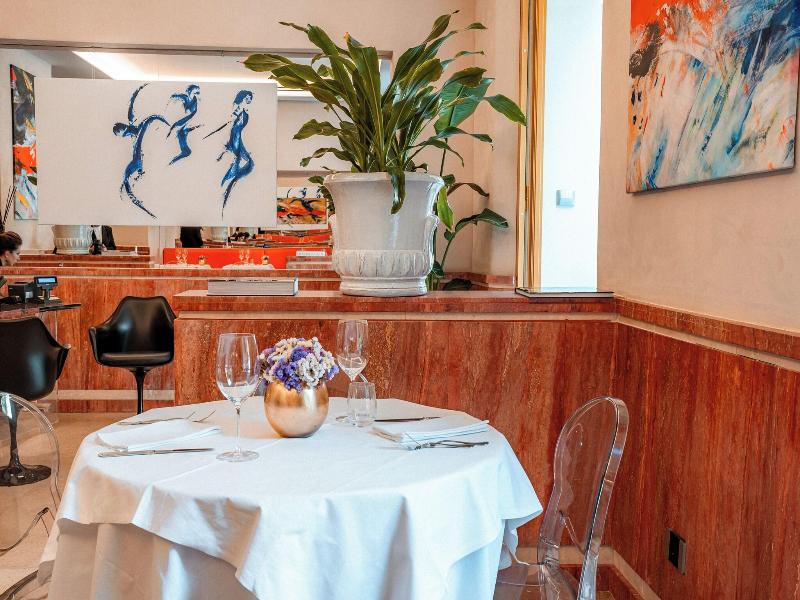 Hotel Via Veneto image