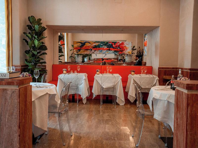 Hotel Via Veneto image