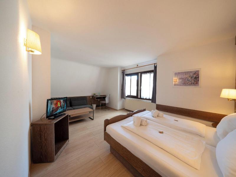 Hotel Baeren image