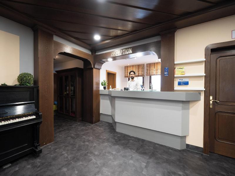 Hotel Baeren image