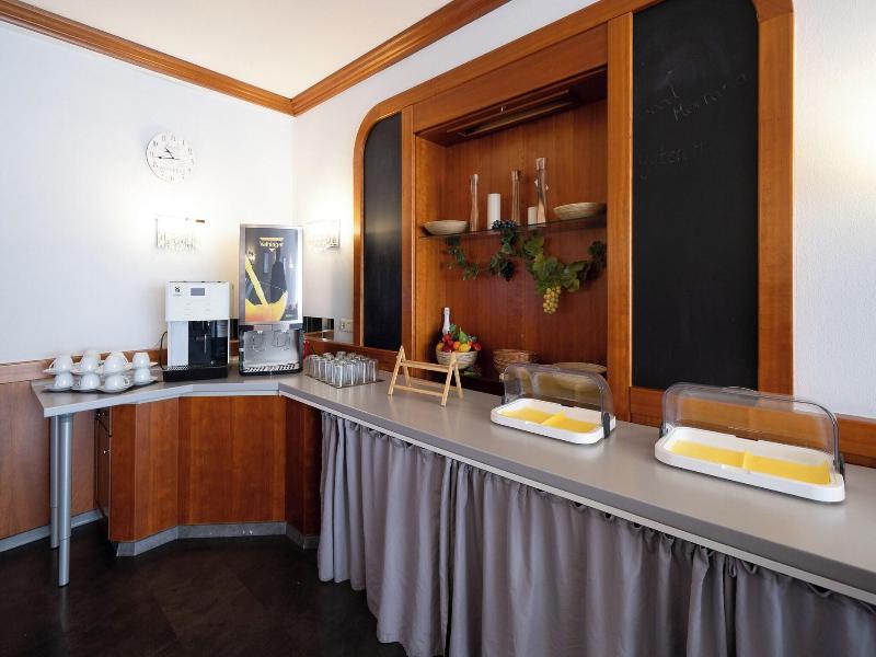 Hotel Baeren image
