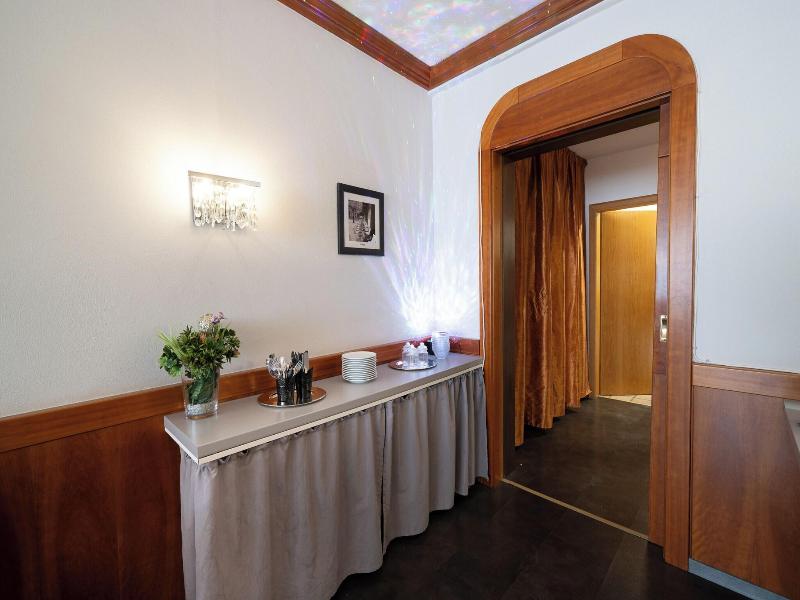 Hotel Baeren image