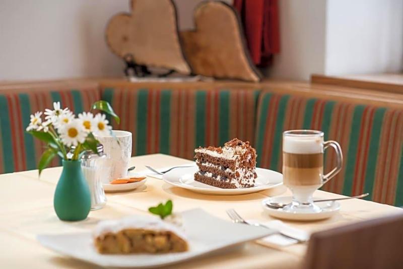 Hotel Zum Mohren image