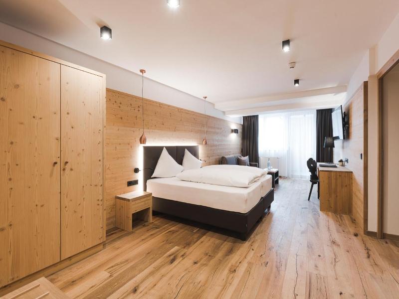 Hotel Zum Mohren image