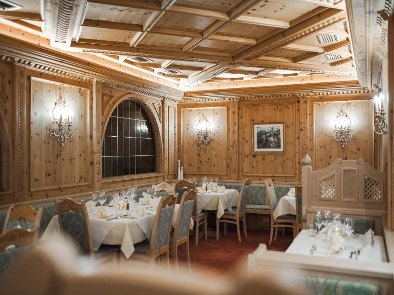 Hotel Zum Mohren image