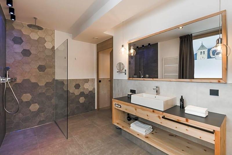 Hotel Zum Mohren image