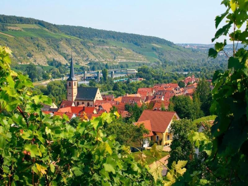 Hotel Mv Ller Cafv Wein Mondholzhotel image