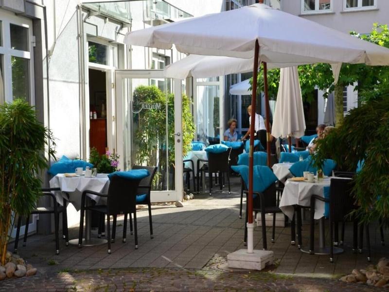 Hotel Mv Ller Cafv Wein Mondholzhotel image