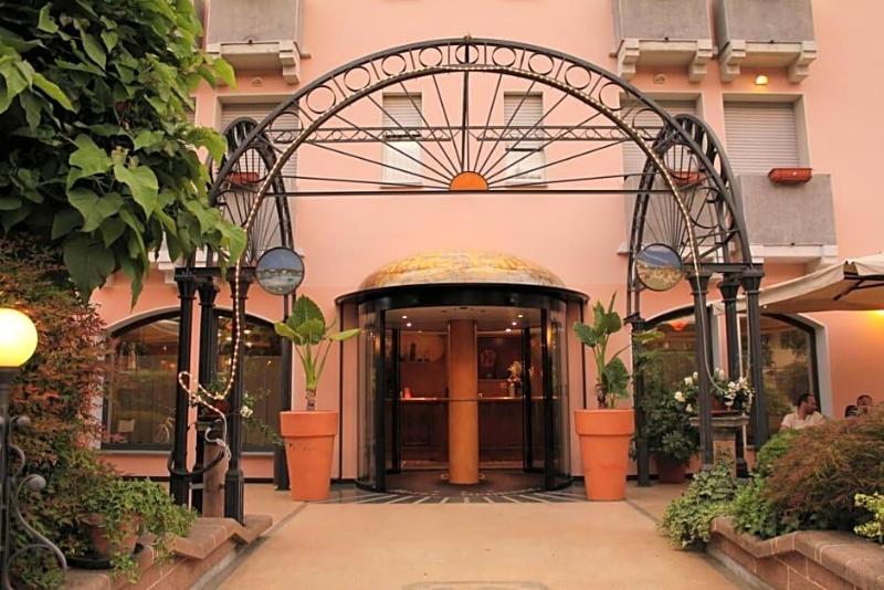 Hotel Sporting image