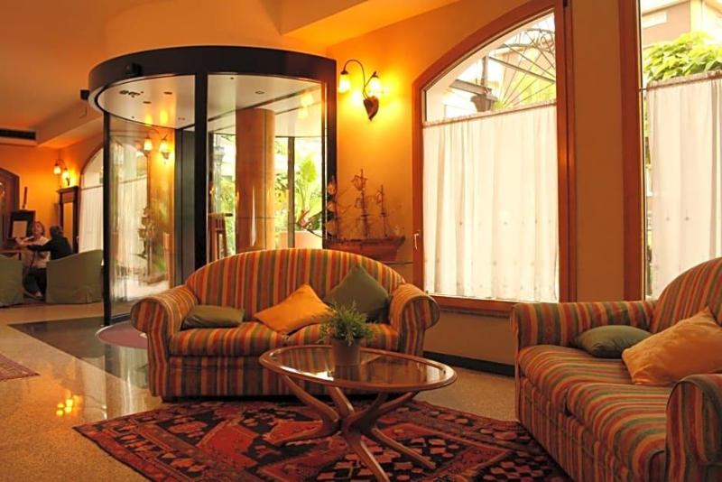 Hotel Sporting image