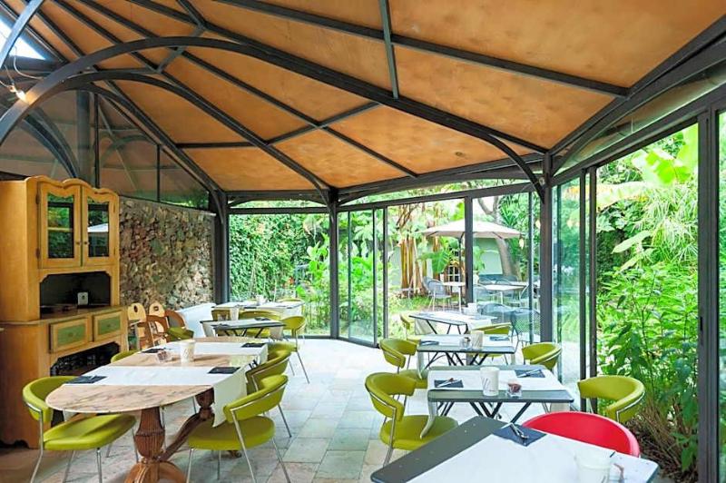 Hotel Melograno image